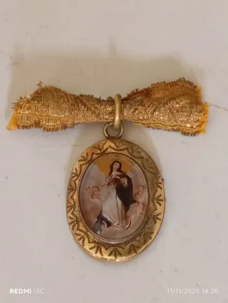 Tapa guardapelo cristal pintado XIX