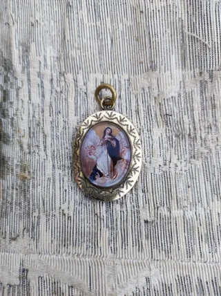 Tapa guardapelo cristal pintado XIX