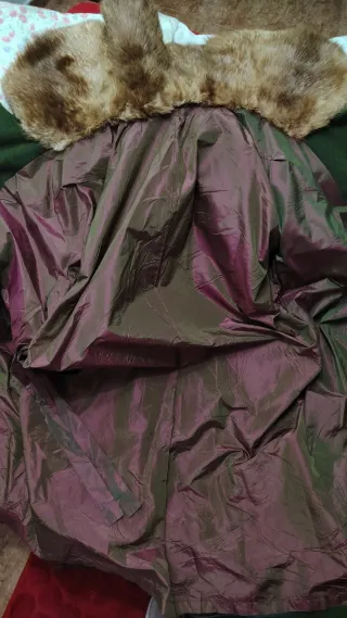 Abrigo de lana cuello pelo sintético, muy caliente