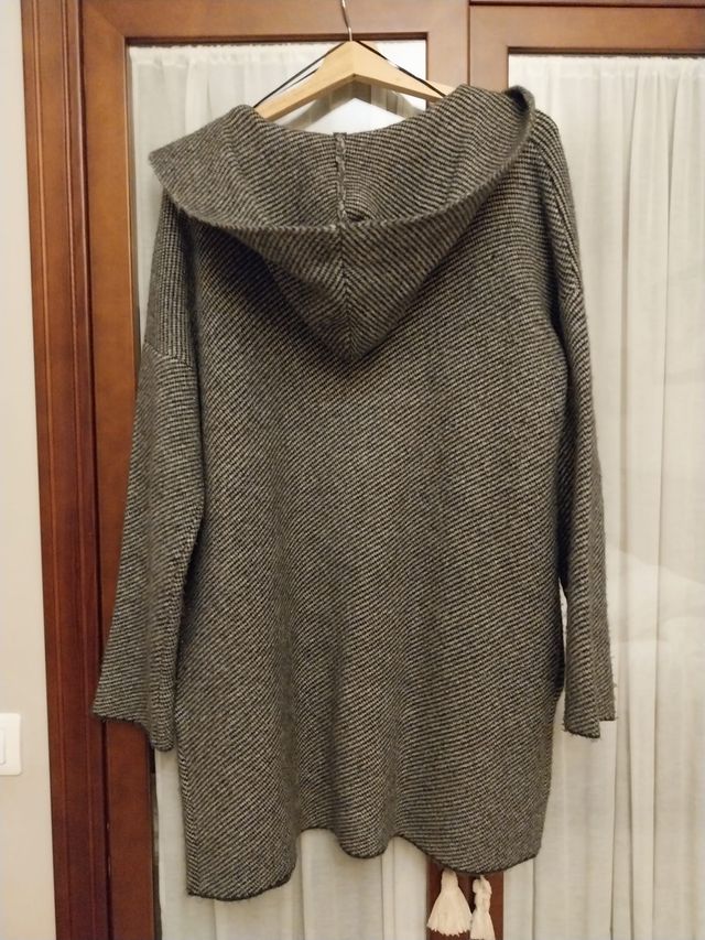 Abrigo con capucha Primark