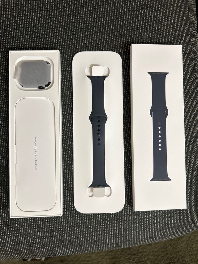 Apple Watch SE (Gen 2) 44mm GPS  color Medianoche