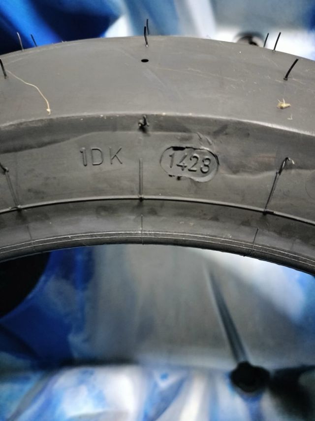 Dunlop D212 Slick 190/55 R17 M/C y 120/70/R17 M/C