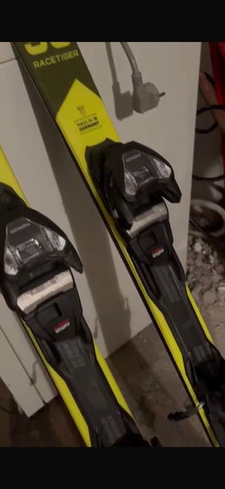 Volkl Racetiger SC 165cm 2025