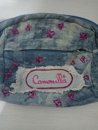 Pochette Camomilla jeans con fiori rosa