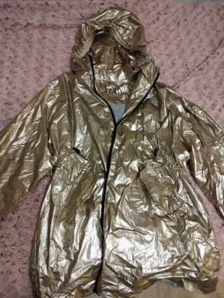 Chaqueta Zara dorada talla 10/140