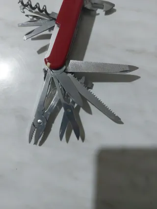 Coltellino Victorinox Rosso