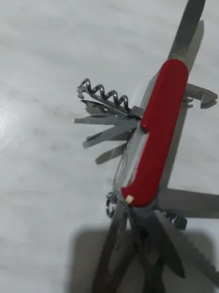 Coltellino Victorinox Rosso