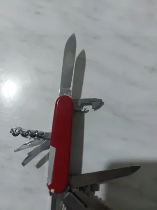 Coltellino Victorinox Rosso