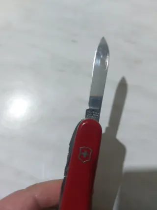 Coltellino Victorinox Rosso