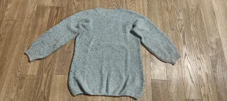 Maglione lungo grigio da ragazza