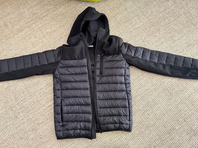 Chaqueta protest negra