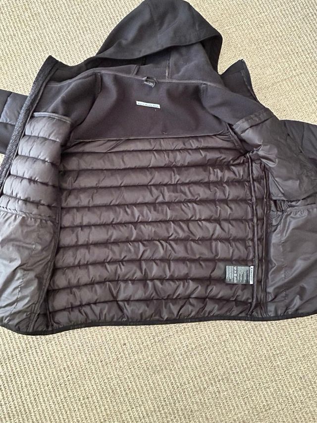 Chaqueta protest negra