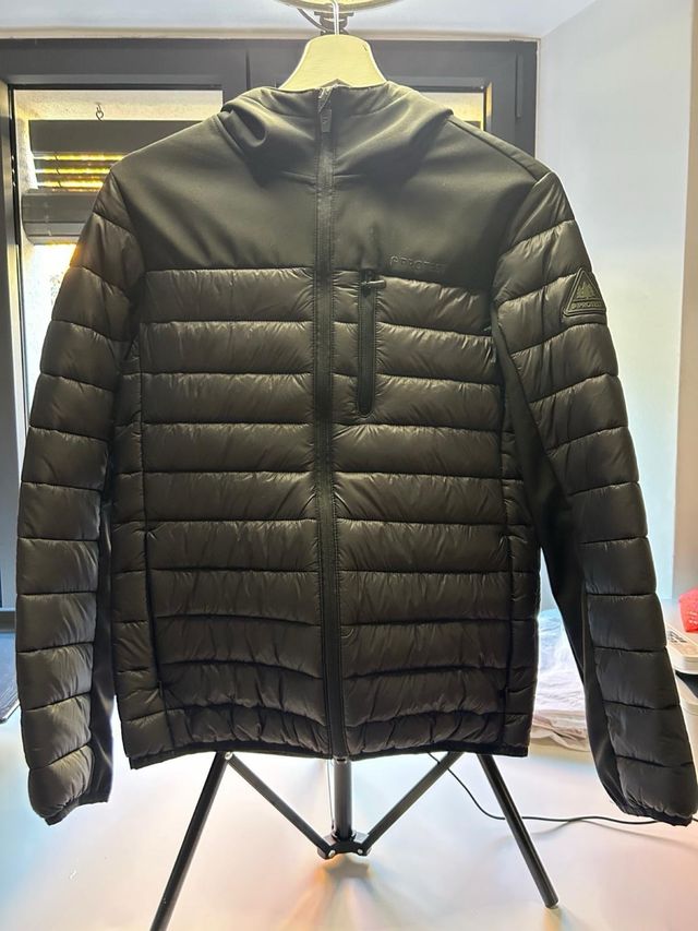 Chaqueta protest negra