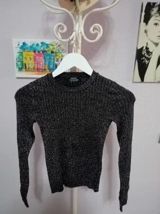 Top Bershka brillante negro talla S