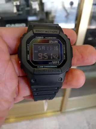 CASIO G-SHOCK DW-5600RW-1ER/ black friday