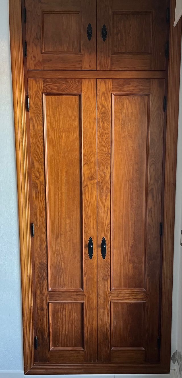 Puertas de armario madera de pino