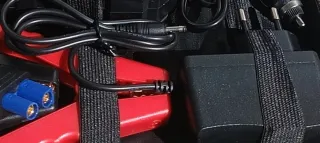 Kit Makota a batteria con asta, caricatore