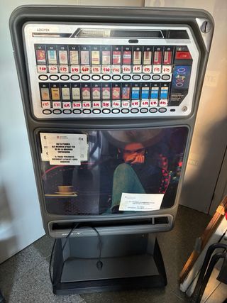 máquina expendedora