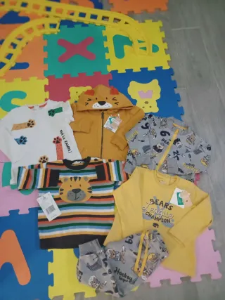 Set bimbo 18-24 mesi Chicco