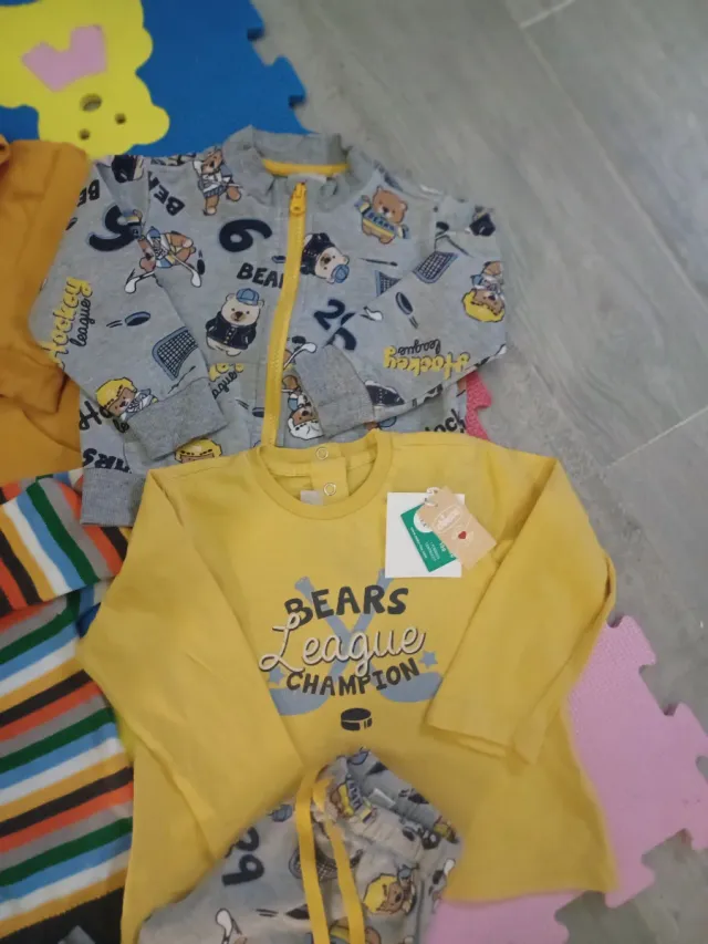 Set bimbo 18-24 mesi Chicco