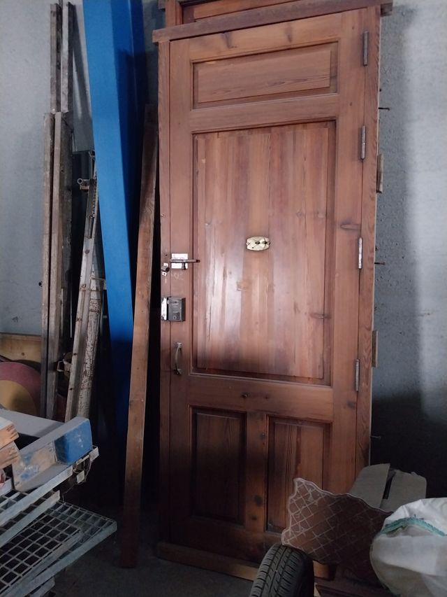 Puerta Pino Rojo Canadiense Antigua