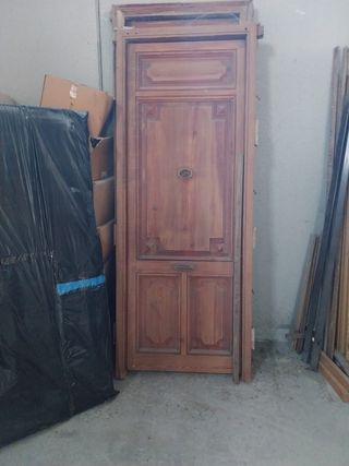 Puerta Pino Rojo Canadiense Antigua