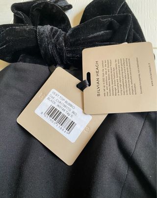 Top elegante SILVIAN HEACH nero con fiocco