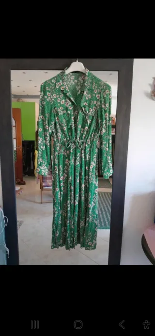 Abito lungo floreale verde