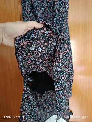 Vestido de verano floral negro