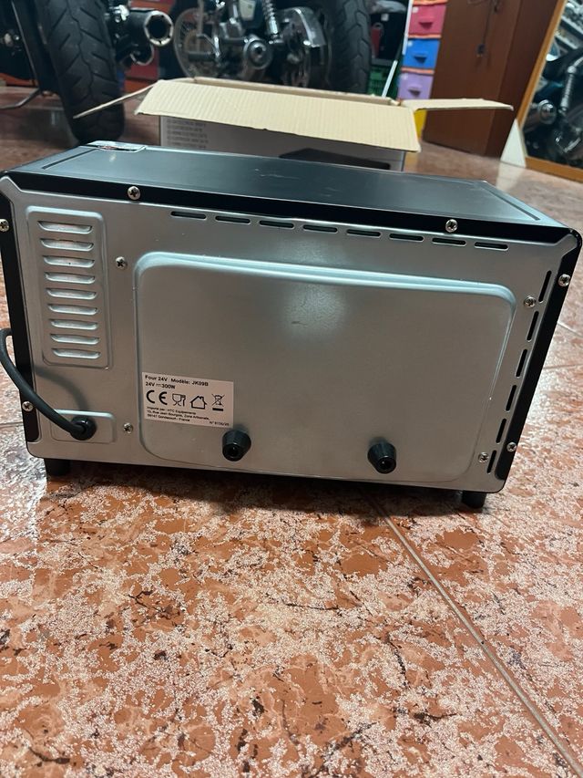 Horno Eléctrico 24V 9L para Camión