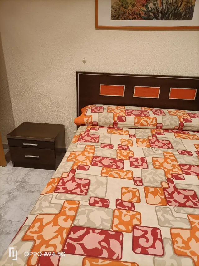 Cabecero Cama 150 y Mesillas Madera