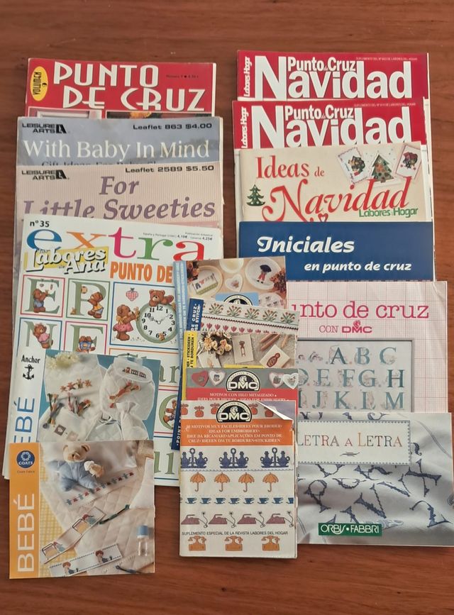 Lote Revistas y Patrones Punto de Cruz