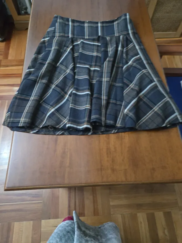 Falda Zara cuadros lana