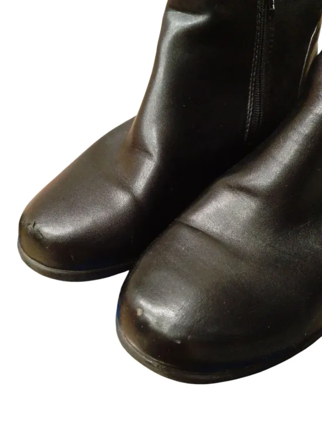 Botines negros de mujer