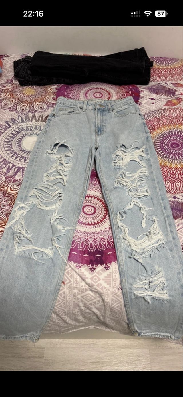 Vaqueros desgastados azules