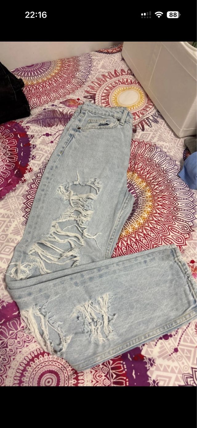 Vaqueros desgastados azules