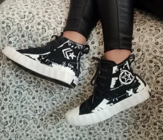 Converse Chuck 70 Hi UNT1TL3D Edición Exclusiva