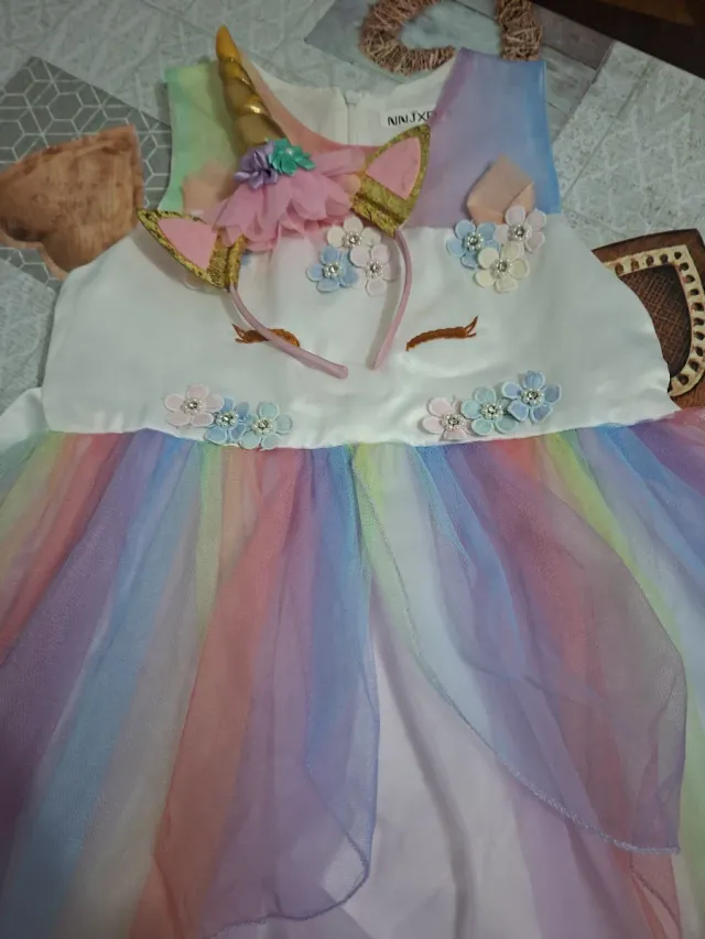 Vestido Unicornio Arcoíris Talla 6