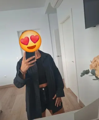 Camisa oversize negra