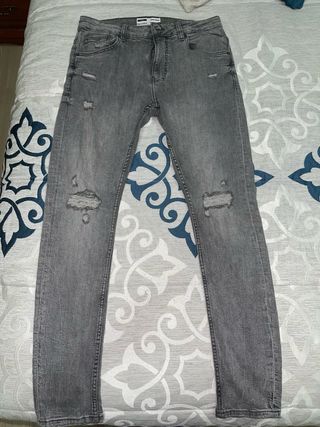 Pantalones skinny Bershka grises T38