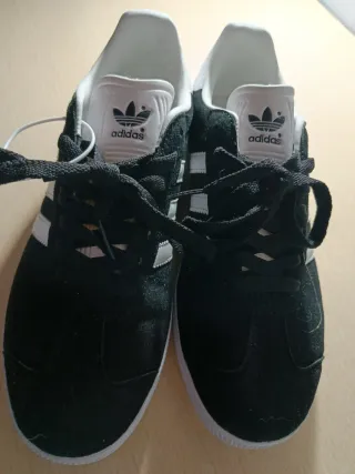 Adidas Gazelle Talla 40 Nuevas