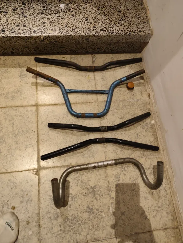 Manillares de bicicleta varios