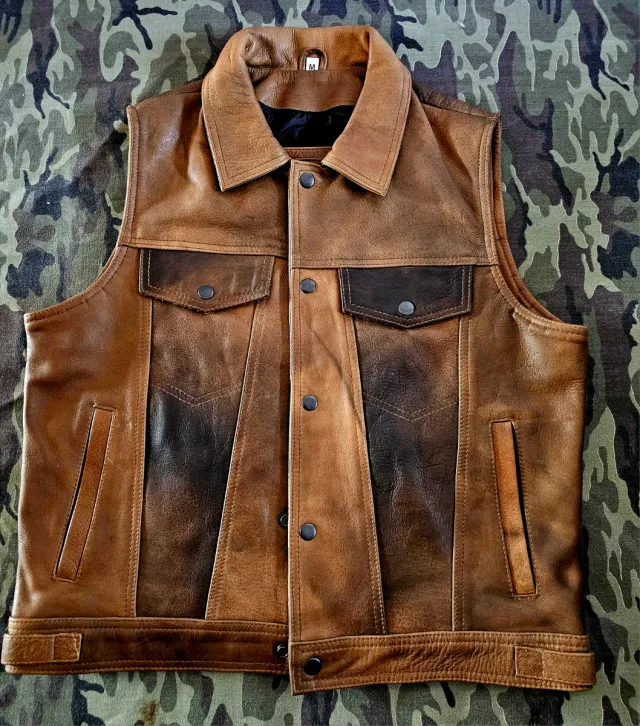 Chaleco de cuero marrón talla M