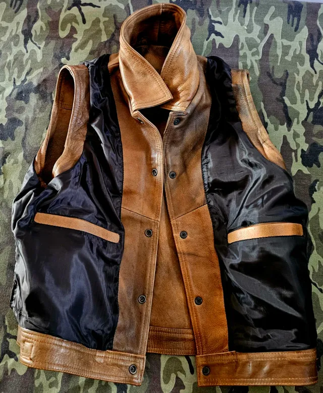 Chaleco de cuero marrón talla M