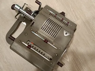 Brunsviga 13 ZK Calculadora Mecánica Antigua