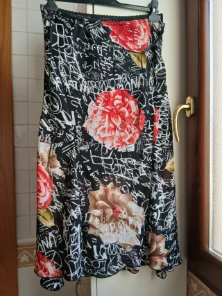 Gonna fantasia fiori e scritte tg m L