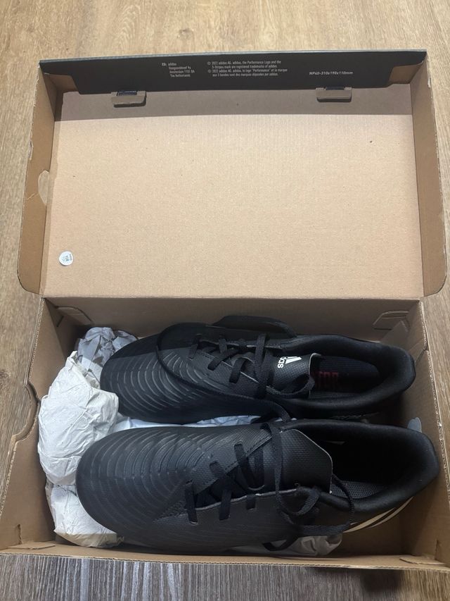 Botas de fútbol Adidas Predator Talla 40 y 2/3