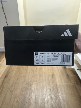 Botas de fútbol Adidas Predator Talla 40 y 2/3