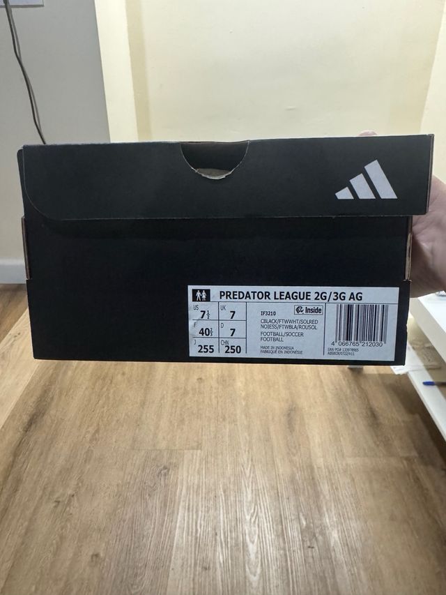 Botas de fútbol Adidas Predator Talla 40 y 2/3