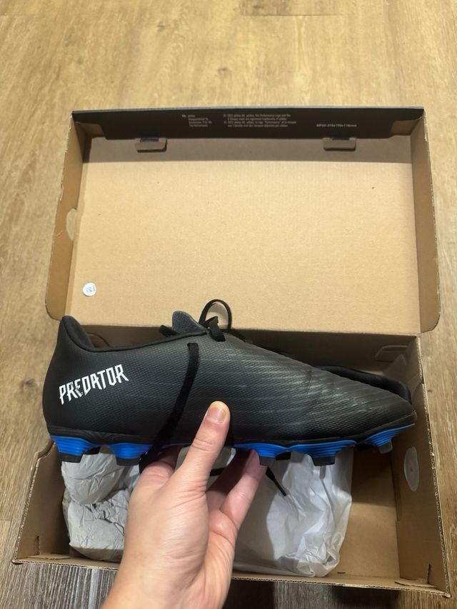 Botas de fútbol Adidas Predator Talla 40 y 2/3